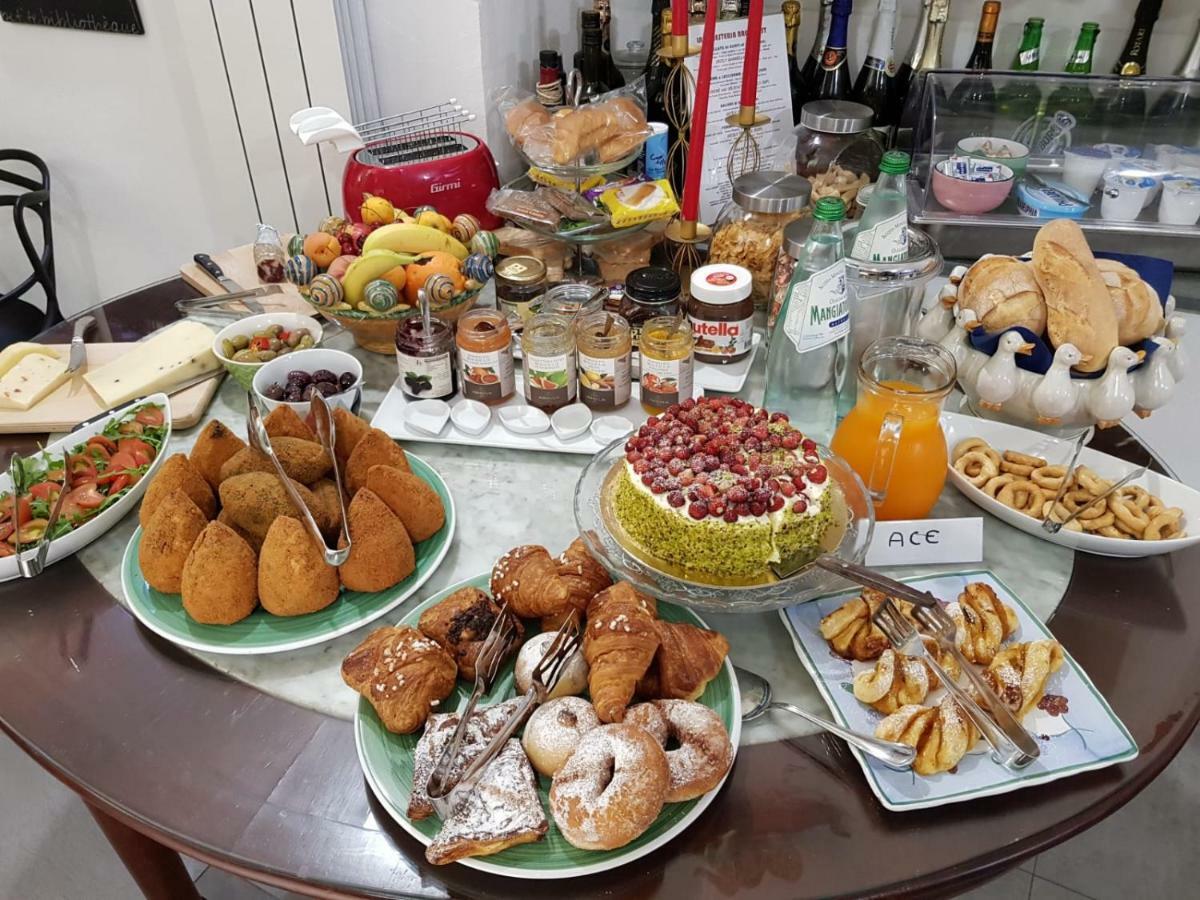 La Foresteria Garden Boutique B&B Catania Eksteriør billede